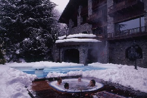 Xtrallusion offers characteristic Bed and Breakfast, B&B, Guest House, Hotel, Albergo and Country Lodge accommodation in Italy. Plus independent self-guided Walking, Adventure, Activity, Skiing and Paragliding Holiday itineraries on the Italian Rivieras, in the Italian Lakes, in the Italian Alps and in some of the most beautiful corners of Italy.